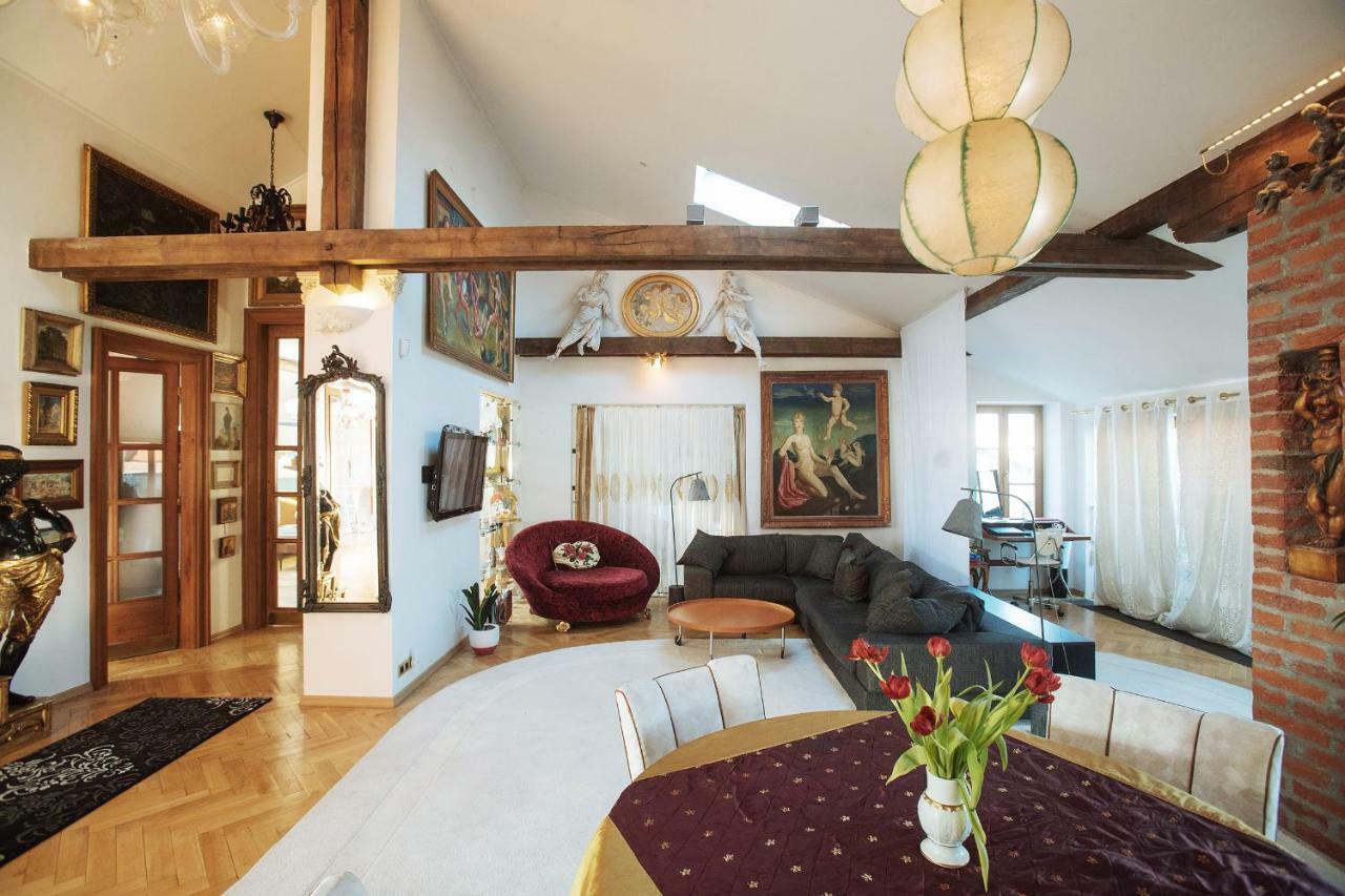 Appartamento Unique Luxury Loft With Terrace In Old Town Praga Esterno foto