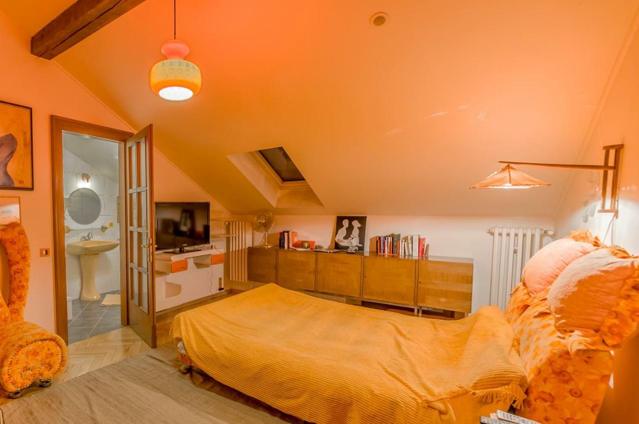 Appartamento Unique Luxury Loft With Terrace In Old Town Praga Esterno foto